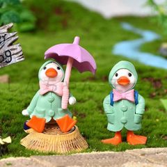 希少！廃盤品！くまのプーさん 雨の日 アヒル 陶器 傘 レインコート