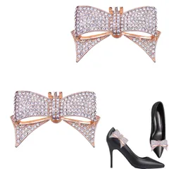 【在庫セール】脱げ防止 簡単装着 ワンタッチ着脱 汎用性 アクセサリー 耐久性 パンプス シューアクセサリ 子供 靴飾り 大人 靴アクセサリー キラキラ 結婚式 【2個入り】 発表会 シューズアクセサリー クリスタル 入学式 シューズクリップ 卒業式 [Doy