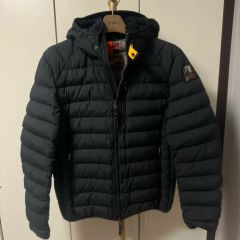 正規品 PARAJUMPERS フード 軽量ダウン Lサイズ