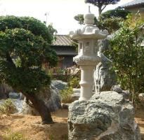 春日石灯篭】オブジェ庭石置物箱庭テラス屋上庭園坪庭茶庭 - メルカリ