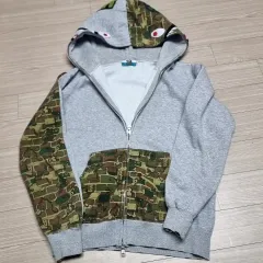 A BATHING APE シャーク ブロック カモフラージュ フーディー ジップアップ グレー (ウール)