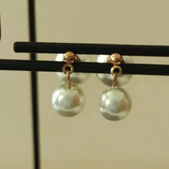 NO176　ダブルパールピアス・パールキャッチ付き・ステンレス