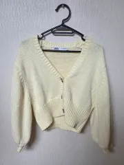 ZARA アイボリー クロップド ニット カーディガン