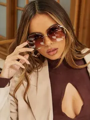 アクセサリー レディース アイアクセサリー 大きめ・フレームレス・ファッショナブルなクラシックデザイン サングラス アウトドア、旅行、ビーチ、保護 装飾サングラス ビーチサングラス ビーチアクセサリー レディース