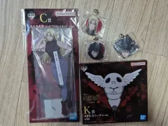 呪術廻戦 グッズ (アクリルスタンド/ラバーチャーム/バッジ)