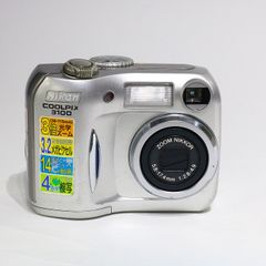 オールドデジカメ】Nikon COOLPIX 2000 シルバー ブルー - メルカリ