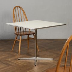 Fritz Hansen A603 スーパー円テーブル フリッツハンセン 100 - メルカリ