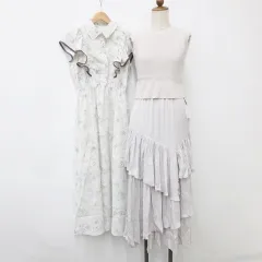 グレイル GRL ワンピース 2枚セット セットアップ キャミワンピ ニットベスト ティアード フリル袖 フレア リボン 花柄 ベージュ 白 ホワイト S