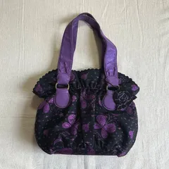 希少　00s　archive　ANNA SUI　アナスイ　ハンドバッグ　鞄　フリル　レース　ブラック×ラメ入りパープル　パピヨン　蝶　月　しずく　ロゴ総柄刺繍　蝶&花型チャーム付　平成ギャル　Y2K　個性派　papillon design hand bag