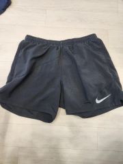ナイキ ランニング ハーフパンツ m