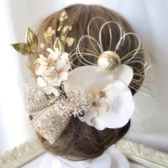 胡蝶蘭和装髪飾り シャンパンカラーの胡蝶蘭とインド刺繍リボンの髪飾り 結婚式 卒業式 成人式 七五三