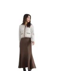 新品 [ナチュラルビューティーベーシック] ヘム切替マーメイドスカート