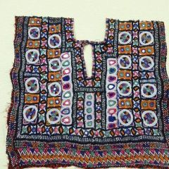 インド ランバニ刺繍 キッズベスト 羽織り ハンドメイド 一点物 民族 