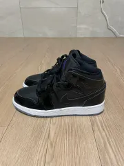 (新品)NIKE ナイキ エア ジョーダン 1 ミッド ブラック 230mm