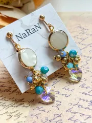 606≫レトロボタンのイヤリング　ピアス