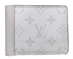 ルイヴィトン モノグラム アンタルティカ 二つ折り財布 白