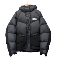 Nike x Sacai コラボ ダウンジャケット CT3269-010Mサイズ - メルカリ