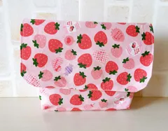 【匿名配送】ハンドメイド　お弁当袋⑫いちご柄