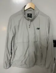 ニューバランス ウィンドブレーカー ジャケット アイボリー 100