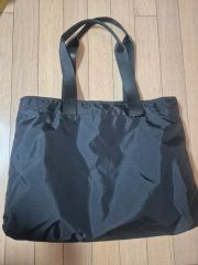 ブラック ナイロン トートバッグ バッグ ショルダーバッグ PRADA プラダ 素材 ノートブックバッグ エコバッグ