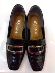 M17　ダイアナ　DIANA　ゴールドバックル　ローファーパンプス　ブラック　オシャレ　オールシーズン　エナメル