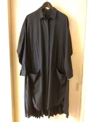 M24　N2e nero　センソユニコ　後ろプリーツのシャツワンピース　エアリー感　サイズ38　ブラック　ドルマンスリーブ　ゆったりデザイン
