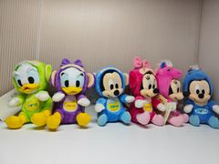 ディズニー 干支 ぬいぐるみ バッジ 2011 兎年 5種 ミッキー ミニー 他