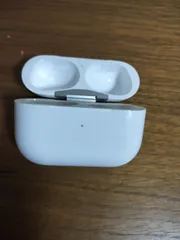 （正規品）Apple AirPods Pro 2世代 充電ケース　Lightningモデル