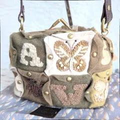 美品✨JAMIN PUECH ジャマンピュエッシュ がま口パッチワークハンドバッグ ショルダー 刺繍 蝶々 バタフライ 肩掛け スタッズ クラッチ ポーチ 昆虫 アルファベット