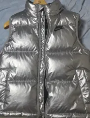 ナイキ キッズ シャイニング ダウン ベスト 120