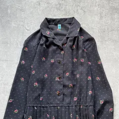 昭和レトロ 小花柄ブラック長袖プリーツワンピース ロング丈　総額フリーサイズ