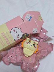 ちいかわハイパー + ちいかわパーク限定 バッジ (シーサー)