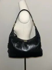 Calvin Klein オールブラック ショルダーバッグ