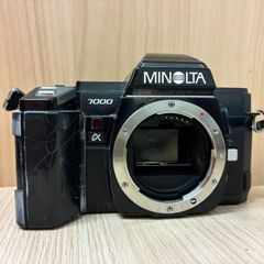 MINOLTA 7000 α フィルム一眼レフカメラ 本体とズームレンズ - メルカリ