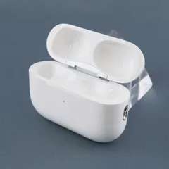 Apple AirPods Pro 2 充電ケースのみ USED超美品 第二世代 ワイヤレスイヤホン MagSafe充電ケース Lightning MQD83J/A 完動品 KR V0063