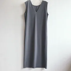美品✨ クリカ KURICA ワンピース ロングワンピース Vネック ノースリーブ ロング丈 上品 大人カジュアル ナチュラル ミニマルファッション オフィスカジュアル 通勤 レイヤード 重ね着 ゆったり Iライン  無地 シック シンプル