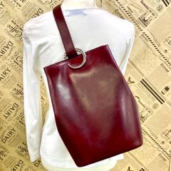 フランス製】カルティエ パンテール クラッチバッグ 黒 本革 ゴールド