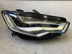 アウディ A3 ヘッドライト 左 8VCJSL - メルカリ