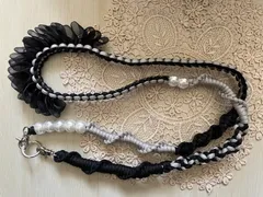 パラコード　スマホ　ショルダー　ストラップ　ハンドメイド　フリル　リボン　パールビーズ