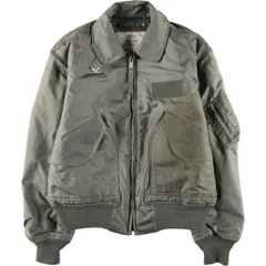 古着 80年代 米軍実品 バッジ付き 中綿入り CWU 45/P ミリタリー フライトジャケット USA製 SMALL メンズS相当/evb029933