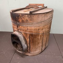 アメリカンヴィンテージなドラム缶 大型 燻製器、焼却炉 キャンプ場