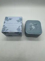 フランフラン エンブロイダリーフラワー  トラベルジュエリーボックス S BL　　　*3607