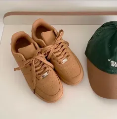 テンジャン スニーカー