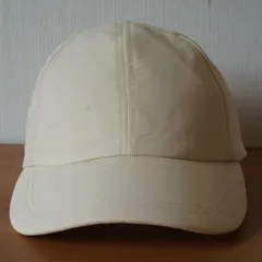 H&M　アウトドアキャップ　キッズ帽子　サイズ５２cm〜５４cm　キャップ　帽子　ベージュ色　[[2.2.]]