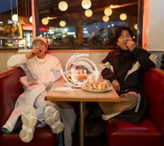 【新品】 THE BLACK ◯ ALBUM(初回限定   アコ味 & オキナワ ライヴ盤  ) CD DREAMS COME TRUE 佐賀