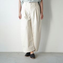 フミカウチダ UNIFORM WEAPON 2-TUCK PANTS - メルカリ