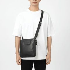LOEWE パッカリングアーミーバッグ ブラック ロエベ - メルカリ