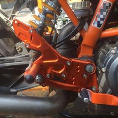 KTM LC8c エンジンガード スキッドプレート - メルカリ