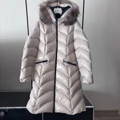 MONCLER ダウンジャケット モンクレール★ALBIZIA★サイズ3★アイボリー★リアルファーのサムネイル