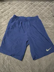 ナイキ ランニング ハーフパンツ M